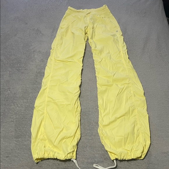 lululemon athletica Pants - Lululemon studio pant II no liner size 4 mellow lemon excellent condition